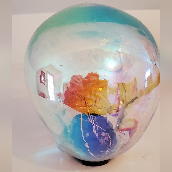 Iridescent Glass Light Up Skull - Picture 6 of 7